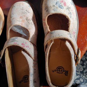 DR. Marten Air Wair Mary Janes